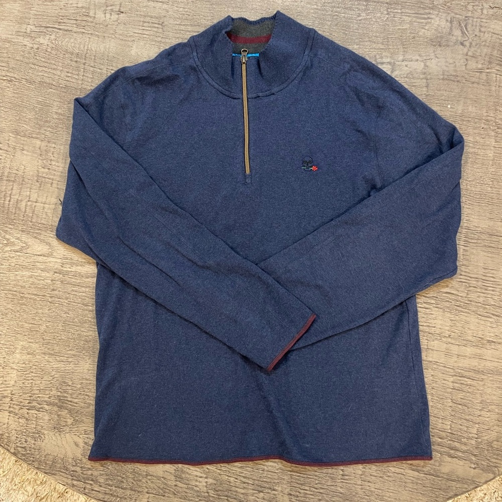 Robert Graham Sweater